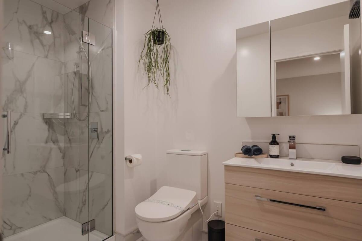 Casino Luxury Suite City Centre - Sleeps 5 Christchurch Exterior foto